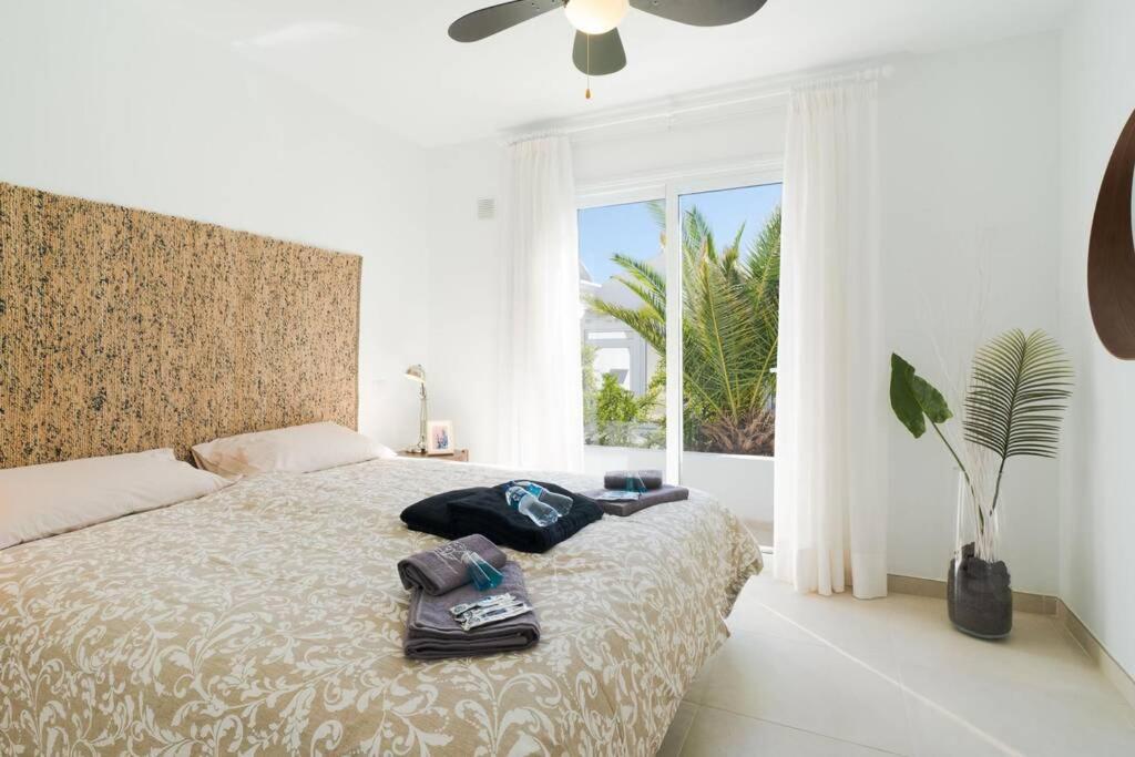 Luxurious Bungalow A2 In A Quiet Complex With Pool 100M From The Sea 차르코 델 팔로 외부 사진